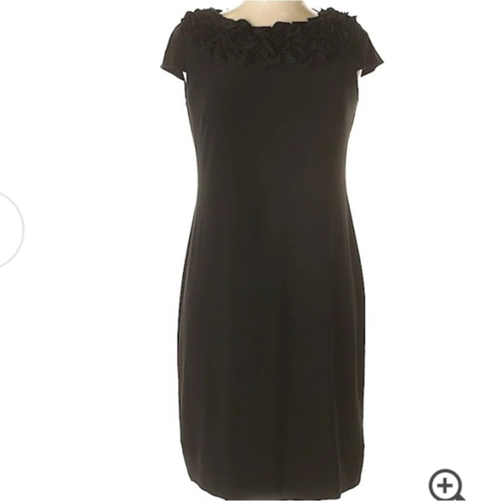 Taylor Black Floral Rosette Neckline Cap Sleeve Sheath Dress Size 10 RN 67473 - Picture 4 of 6